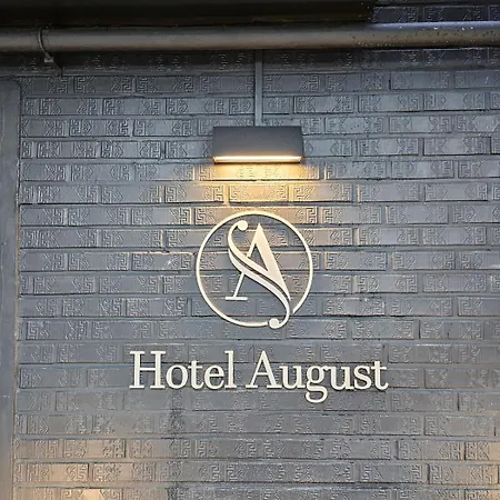 Hwagok August Motel